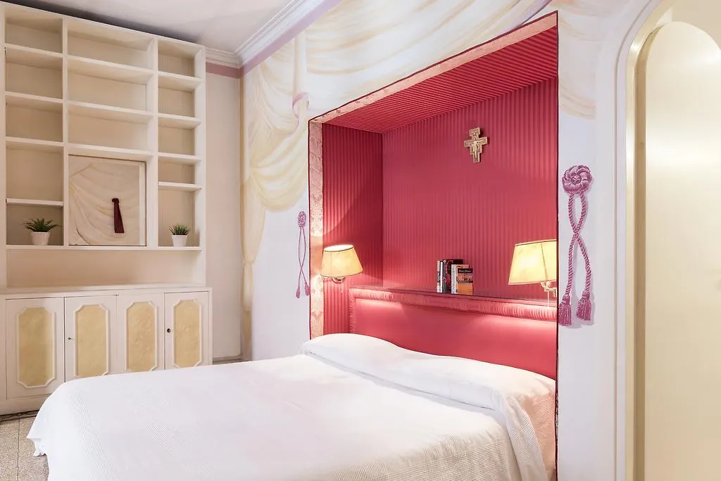 Piazza Colonna Apartment - Charme Holidays Rome