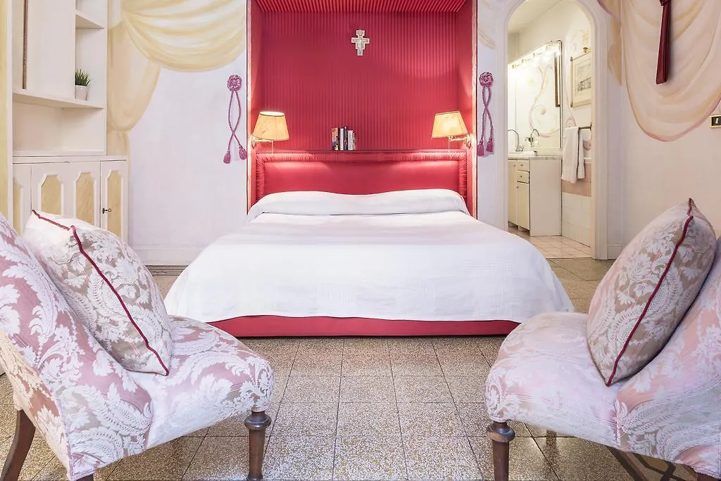Piazza Colonna Apartment - Charme Holidays Rome