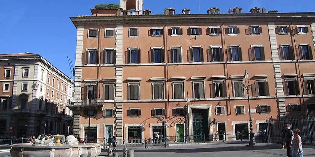 Piazza Colonna Apartment - Charme Holidays Rome Italy